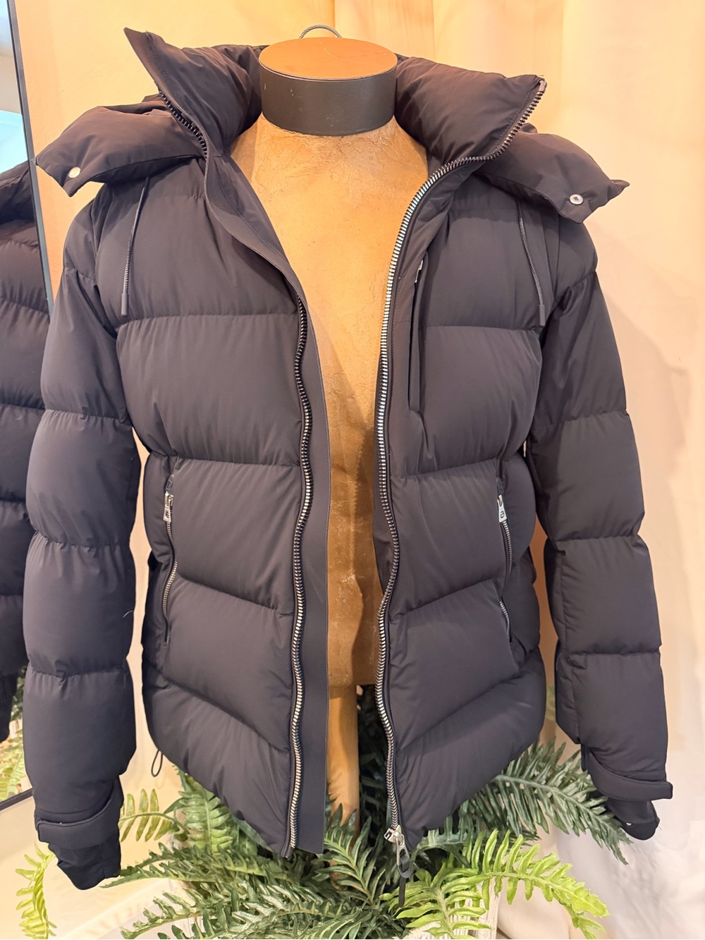 Vince Men's Black Quilted Puffer Jacket with Hood